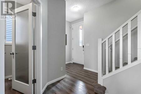 28 BELMONT TERRACE, Calgary, Alberta T2X 4H6, Canada
