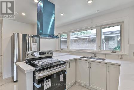 6 BLITHFIELD AVENUE, Toronto (bayview Village), 安大略省 M2K 1Y1, 加拿大