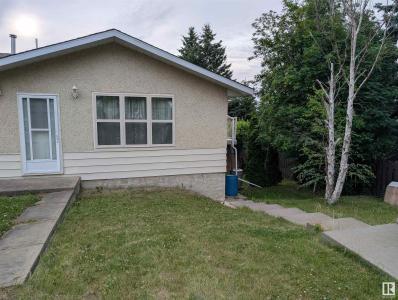 26 LOUISBOURG PLACE, St. Albert, Alberta T8N 4L5, Canada