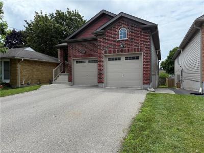 401 GREENFIELD AVENUE, Kitchener, オンタリオ N2C 1E6, カナダ