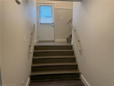 401 GREENFIELD AVENUE, Kitchener, オンタリオ N2C 1E6, カナダ
