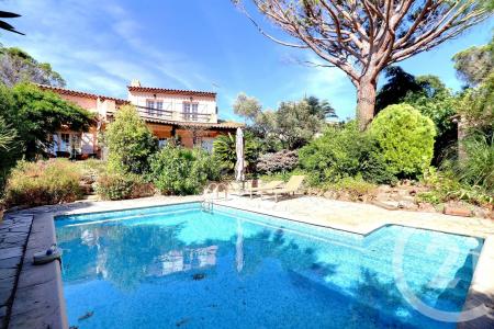 Frejus, Provence-Alpes-Côte D'Azur 83600, Pháp