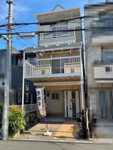 巽東４丁目, 南巽駅１２分　緑地公園１分　鉄骨造３階建て　駐車場付き, 大阪市生野区, Osaka 544-0014, Japan