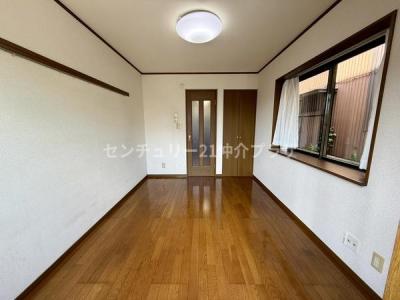 102, 亀井野891-24, リバティ湘南, 藤沢市, Kanagawa 252-0813, Japon