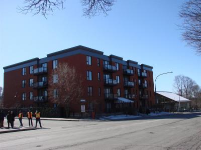 7470 Rue Sherbrooke O., Montréal (Côte-des-Neiges/Notre-Dame-de-Grâce), Квебек H4B 1S5, Канада