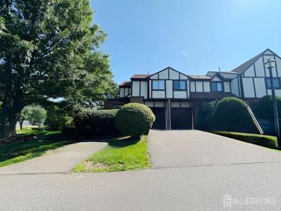 -2 Devonshire Court, Ewing, Nova Jersey 08628, Estados Unidos