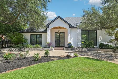 5705 Bent Oak Place, Dallas, Texas 75248, USA