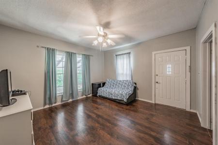 509 Marshall ST, Sanger, Texas 76266