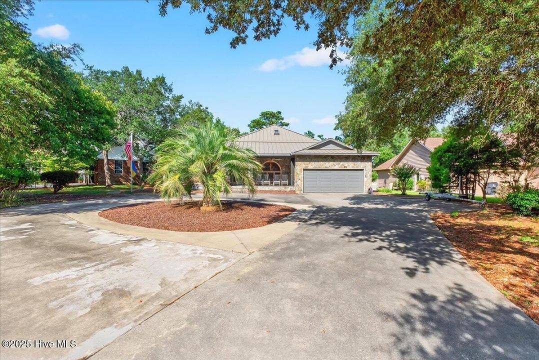 1021 Captain Adkins Drive SE, Southport, Karolina Północna 28461, USA