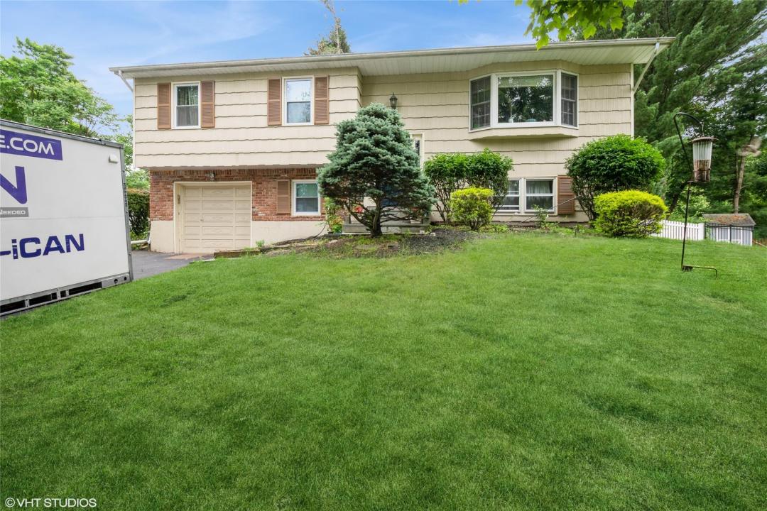 4 Hillwood Court, Thiells, New York 10984