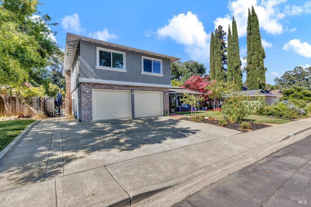 755 Linwood St, Vacaville, California 95688, HOA KỲ
