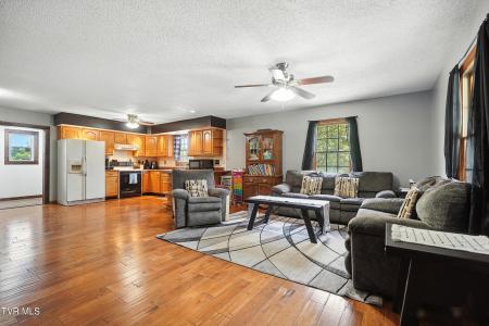 1674 Smyth Chapel Road, Pennington Gap, Вирджиния 24277, Соединенные Штаты