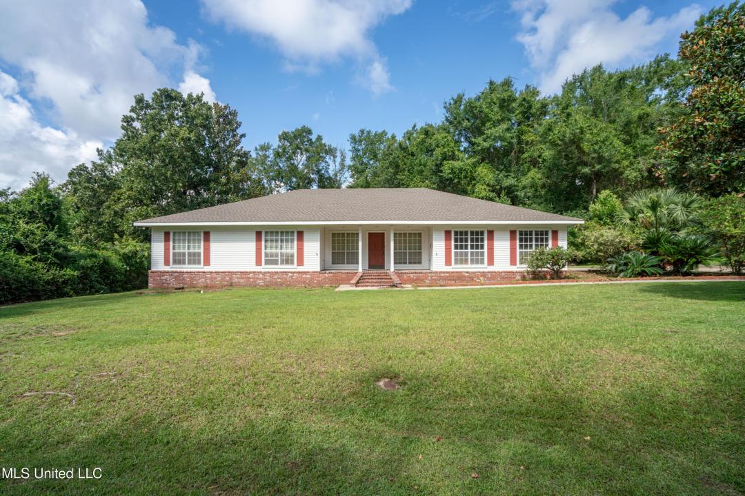 888 Manoo Street, Diamondhead, Mississippi 39525, Estados Unidos