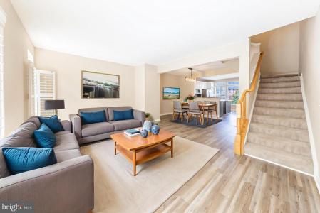 2977 Huntington Grove Square, Alexandria, Virgínia 22306, Estados Unidos