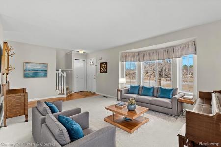 9009 N Pheasant Ridge Lane, York Twp, ミシガン 48176, アメリカ合衆国