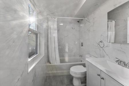831 Swinton Avenue, Bronx, 紐約州 10465, 美國