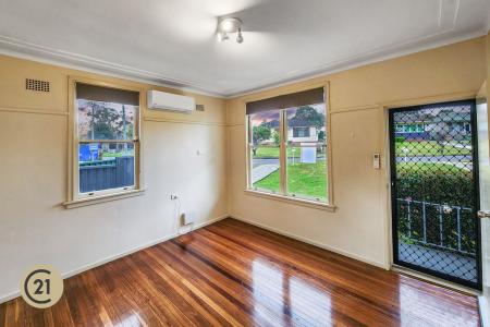 22 Stuart Mould Crescent, Lalor Park, NSW 2147, Australia