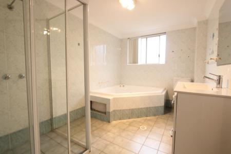 3/62 Castlereagh Street, Liverpool, NSW 2170, Australia