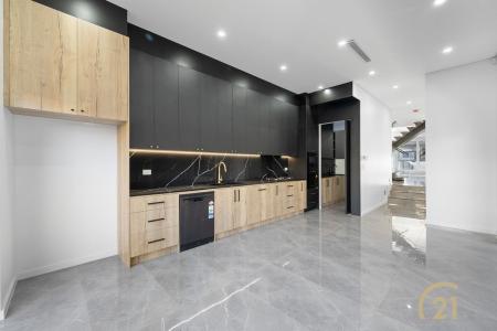16 Margaret Street, Fairfield, NSW 2165, Australien