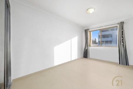 8/5 William Street, Fairfield, NSW 2165, Úc