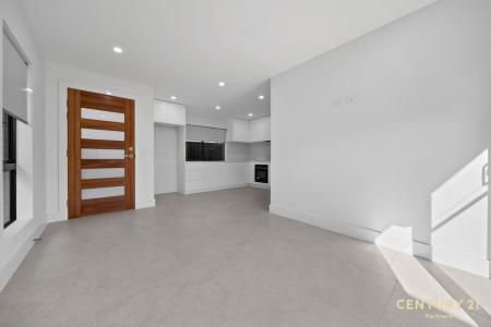 44A Allambie Road, Edensor Park, NSW 2176, 澳洲