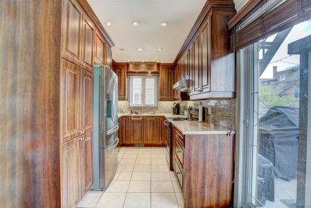 1277  Rue Ethier, Laval (Chomedey), Quebec H7W 3X3, Canada