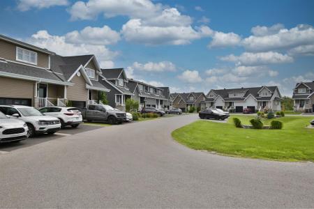 6012 Imp. de la Coupe, Saint-Hyacinthe, 魁北克省 J2T 0B1, 加拿大