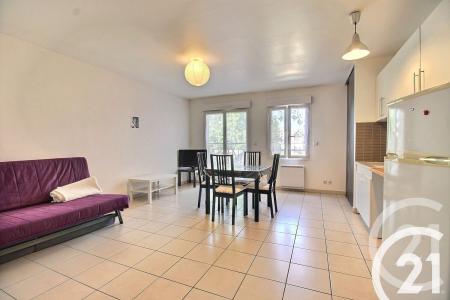 Cavaillon, Provence-Alpes-Côte D'Azur 84300, צרפת 