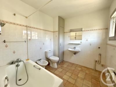 Arles, Provence-Alpes-Côte D'Azur 13200, France