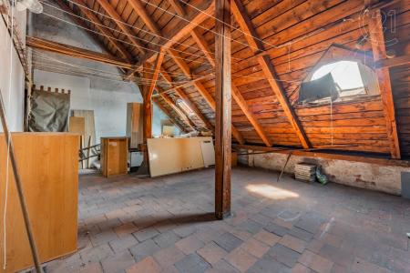 Školní náměstí, Lomnice Nad Popelkou, Semily 51251, República Checa