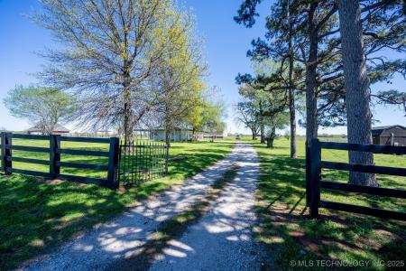 15400 S Highway 64, Warner, Oklahoma 74469, HOA KỲ