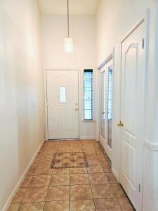1778 E Oakmont Avenue, Fresno, California 93730, USA