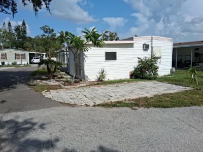 2525 Gulf City Rd # 100, Ruskin, Florida 33570, Stati Uniti