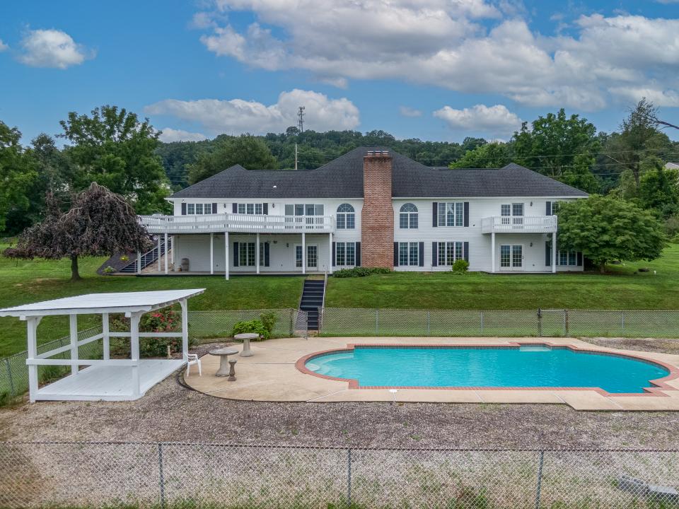 540 Hain Rd, Sinking Spring, Pennsylvania 19608