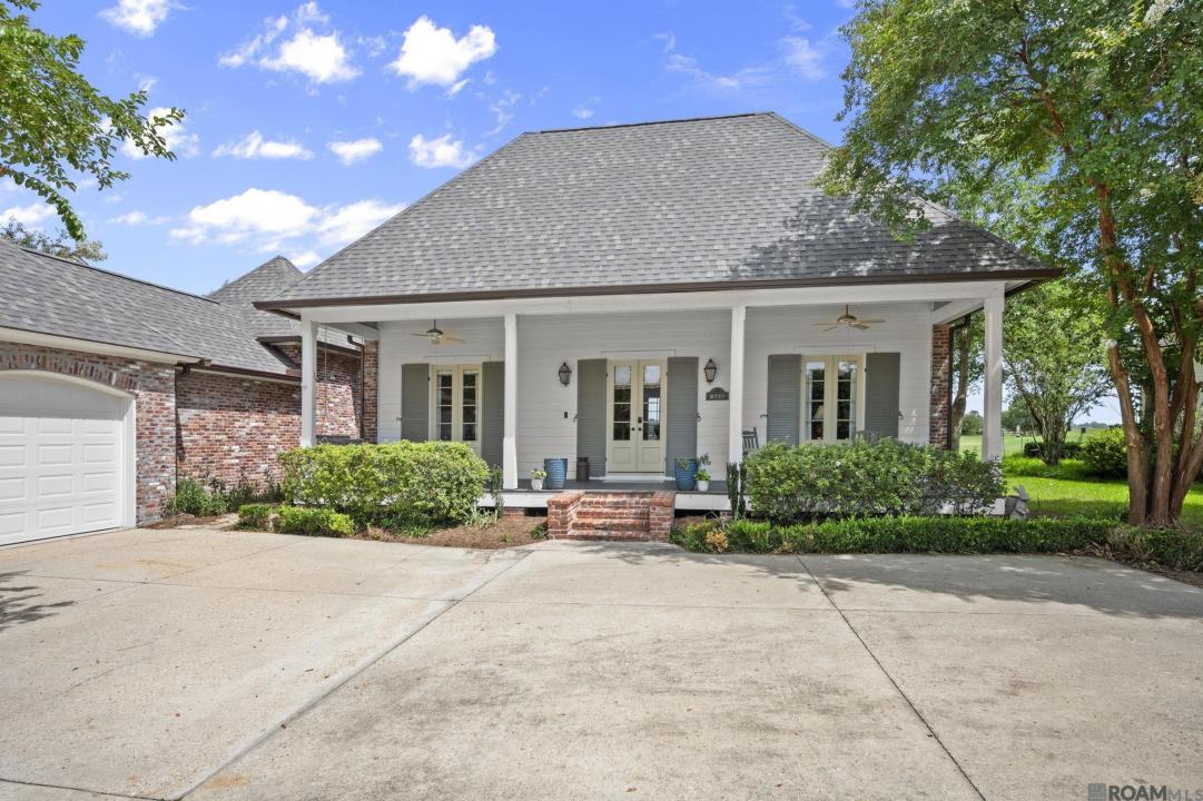 2220 St Andrews Ave, Zachary, Louisiana 70791