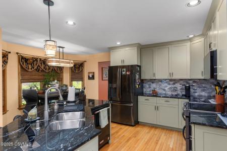 135 Woodhill Road, Danville, Pennsylvania 17821, Stati Uniti