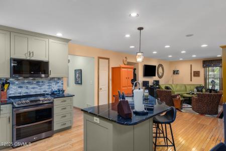135 Woodhill Road, Danville, Pennsylvania 17821, USA