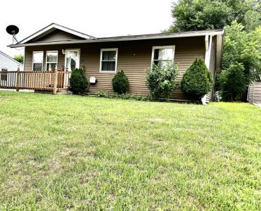 319 Four Winds Way, Carpentersville, Illinois 60110, USA