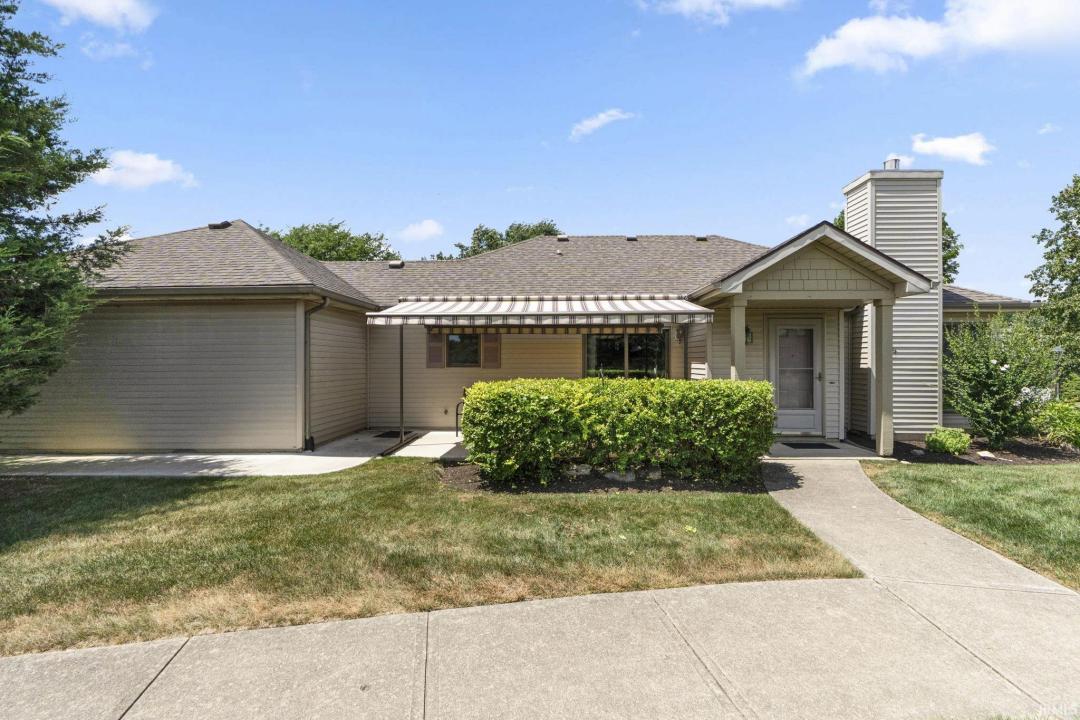 8041 Harrisburg Lane, Fort Wayne, Indiana 46835