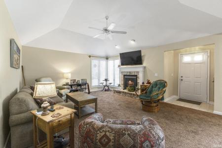 8041 Harrisburg Lane, Fort Wayne, Indiana 46835