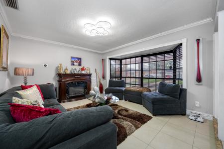 8309 W ELM ST, Tampa, フロリダ 33615, アメリカ合衆国