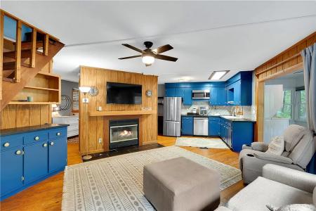 215 Nature Lane, Mountain Rest, Karolina Południowa 29664, USA