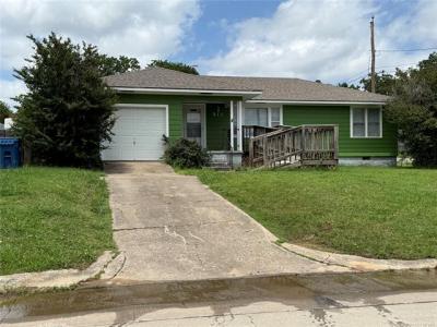 911 E Polk, McAlester, Oklahoma 74501, USA