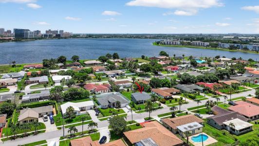 600 S Mangonia Circle, West Palm Beach, Florida 33401, HOA KỲ