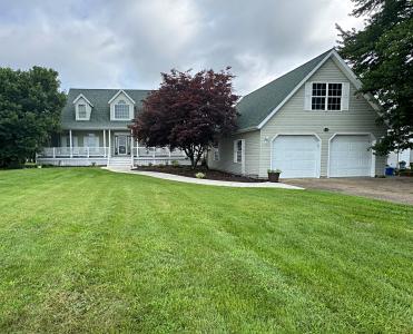 12 Persimmon Lane, Loogootee, Indiana 47553, USA