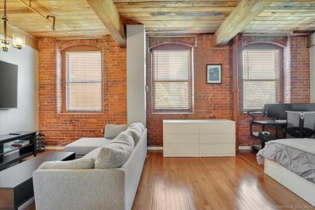 222 Williams Street E., APT 110, Glastonbury, Connecticut 06033, États-Unis