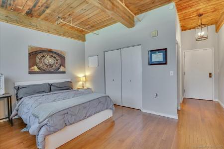 222 Williams Street E., APT 110, Glastonbury, Connecticut 06033, USA