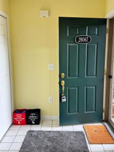 28067 Carlton Way Drive, Novi, Michigan 48377, USA