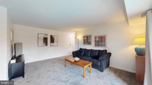 7364 Lee Hwy , 203, Falls Church, Virginia 22046, USA