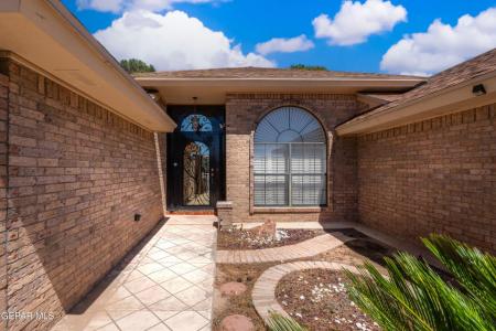1924 Preview Place, El Paso, Texas 79936, USA